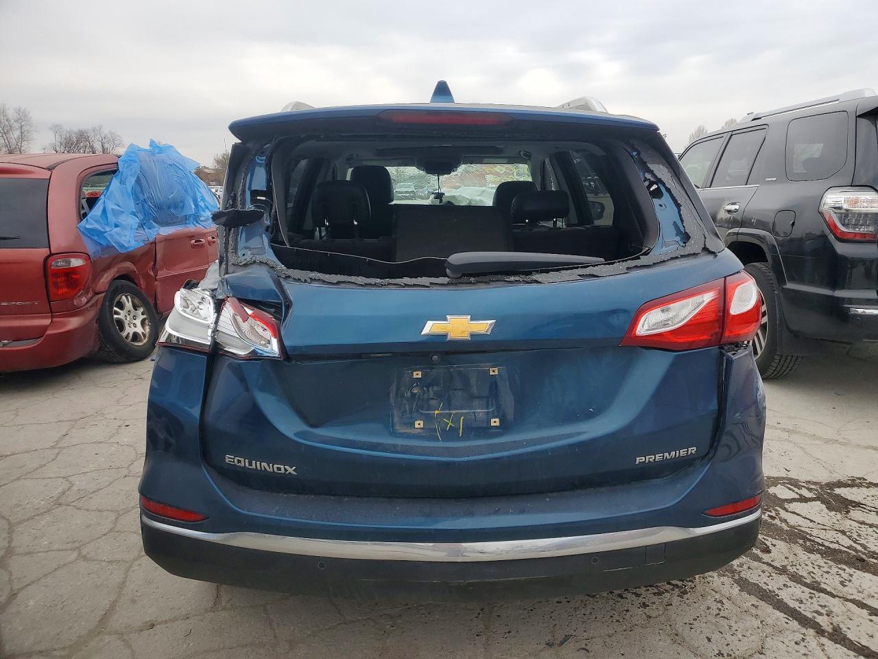 2020 CHEVROLET EQUINOX PREMIER photo 11