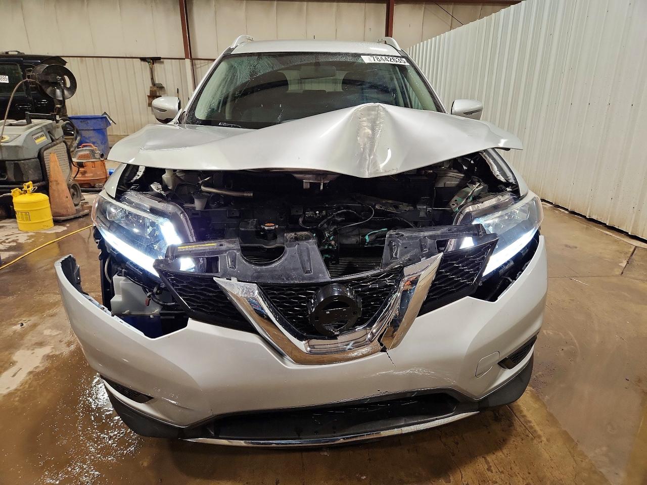 2016 NISSAN ROGUE S photo 9
