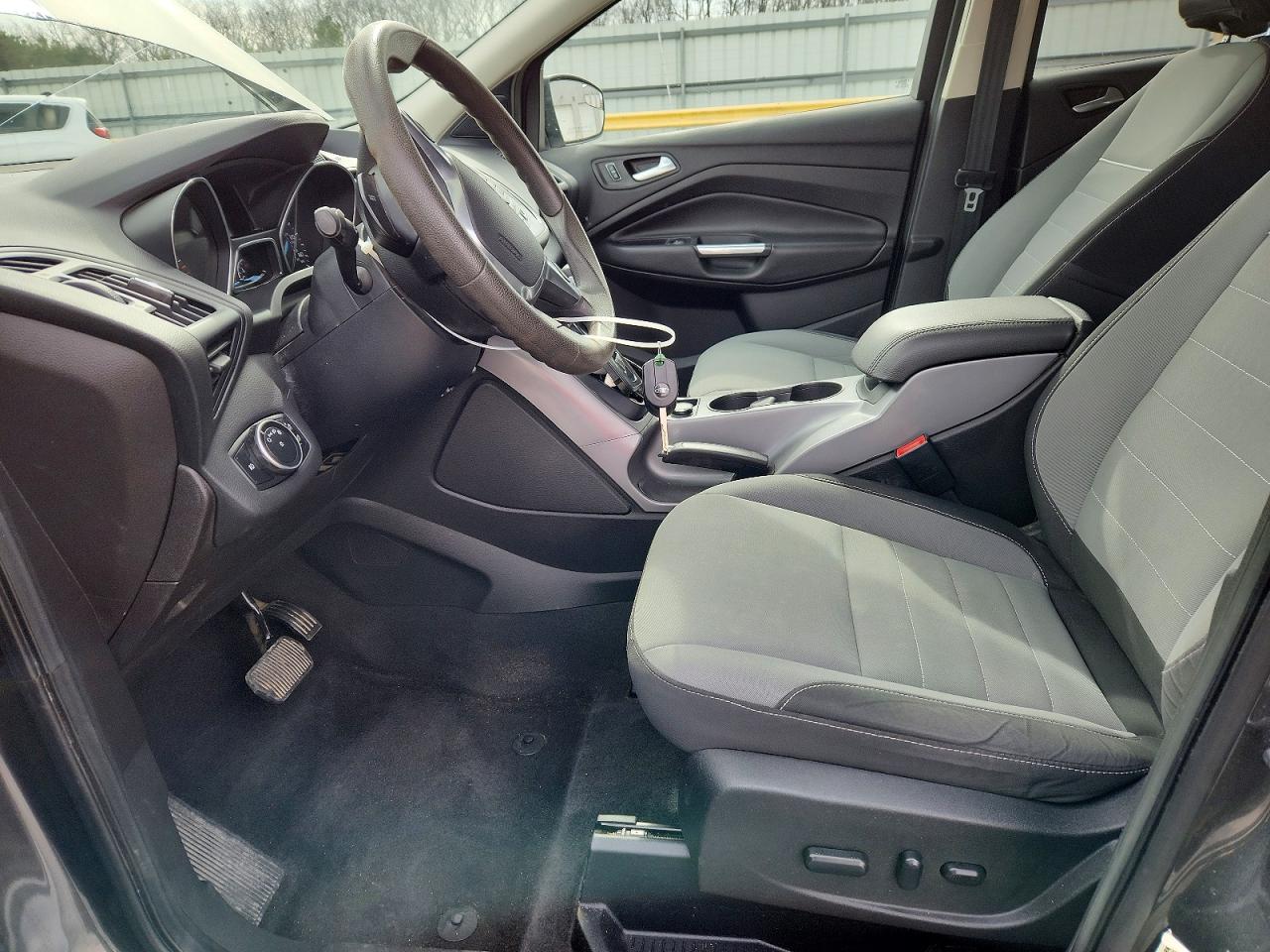 2015 FORD ESCAPE SE photo 7