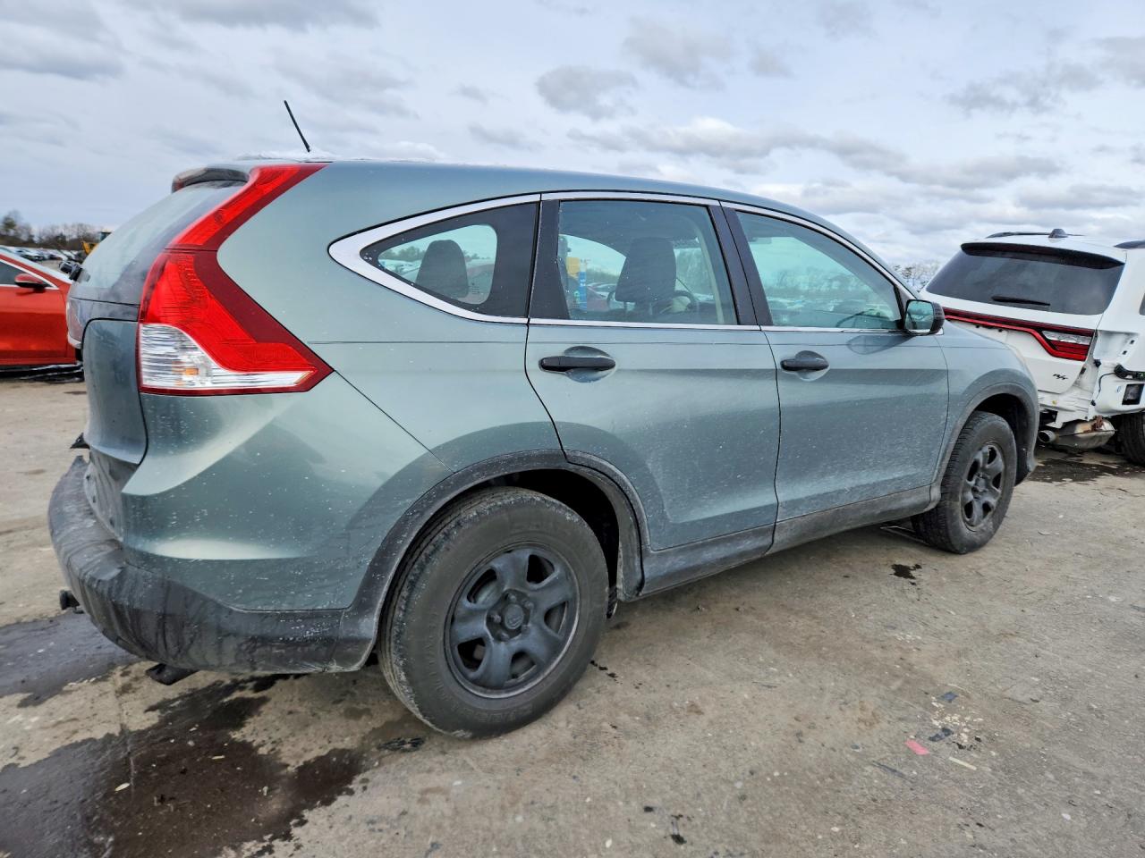 2012 HONDA CR-V LX photo 5