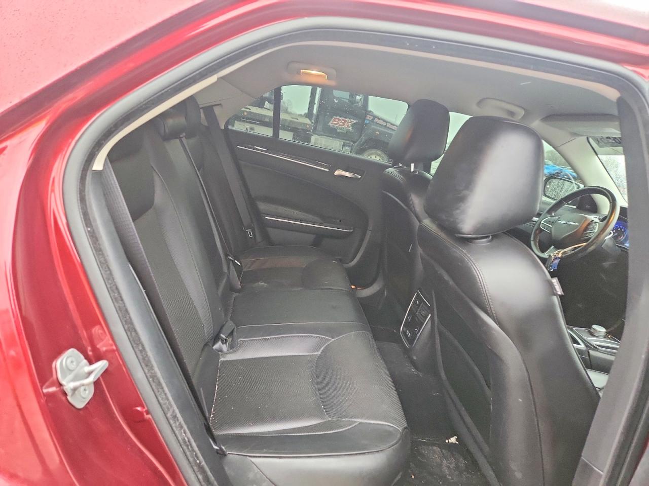 2019 CHRYSLER 300 LIMITED photo 28
