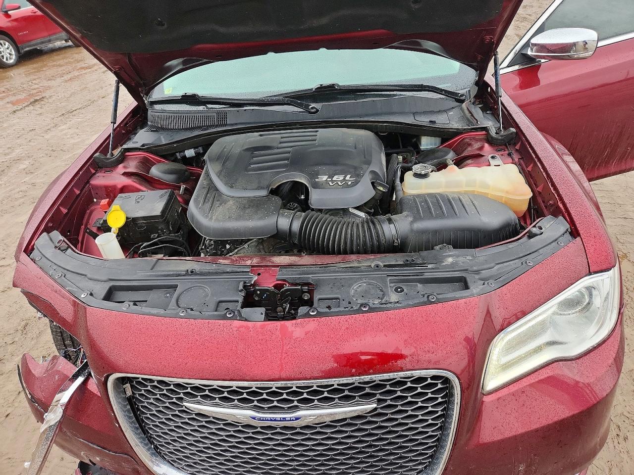 2019 CHRYSLER 300 LIMITED photo 31