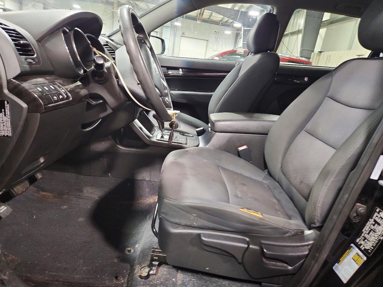 2011 KIA SORENTO LX photo 7