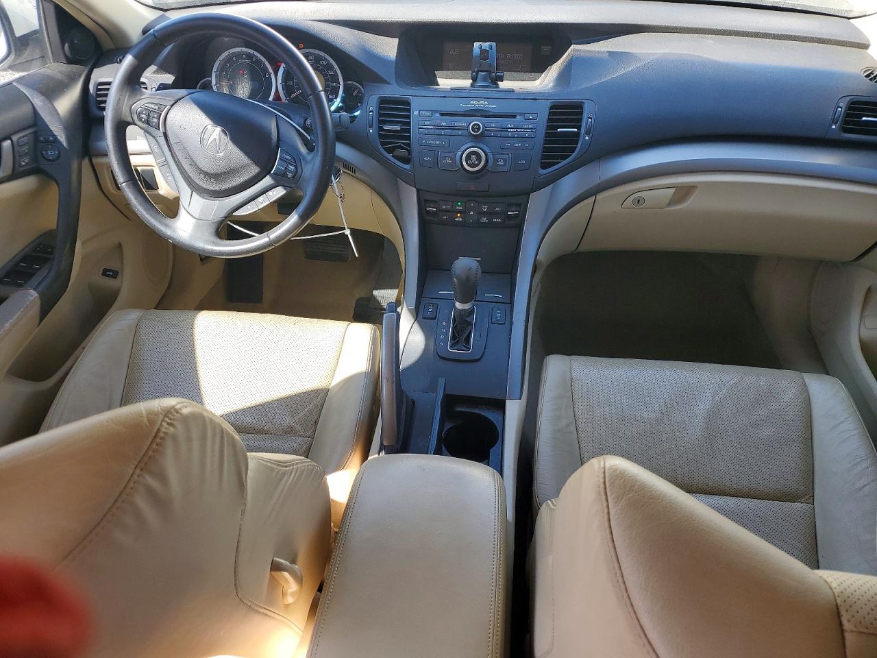 2010 ACURA TSX photo 8
