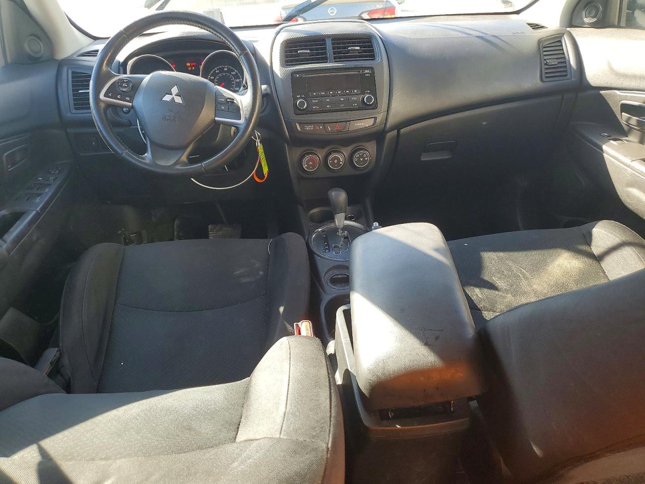 2015 MITSUBISHI OUTLANDER SPORT ES photo 15
