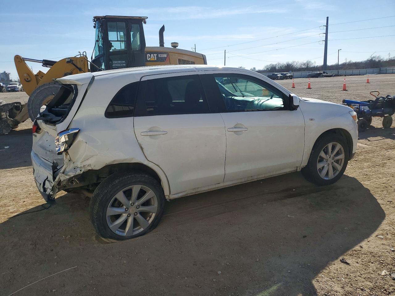 2015 MITSUBISHI OUTLANDER SPORT ES photo 5
