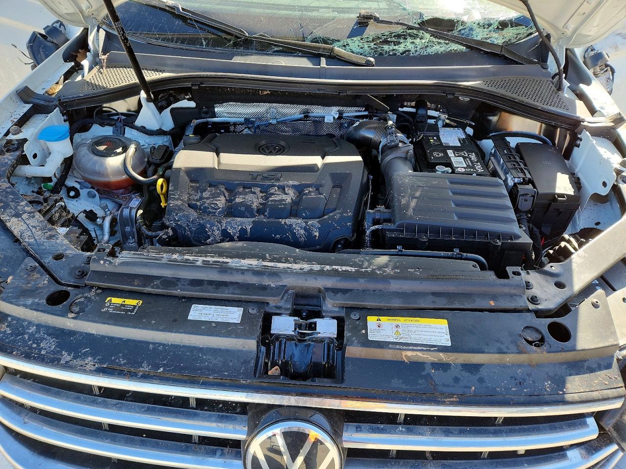 2024 VOLKSWAGEN TIGUAN WOLFSBURG photo 12