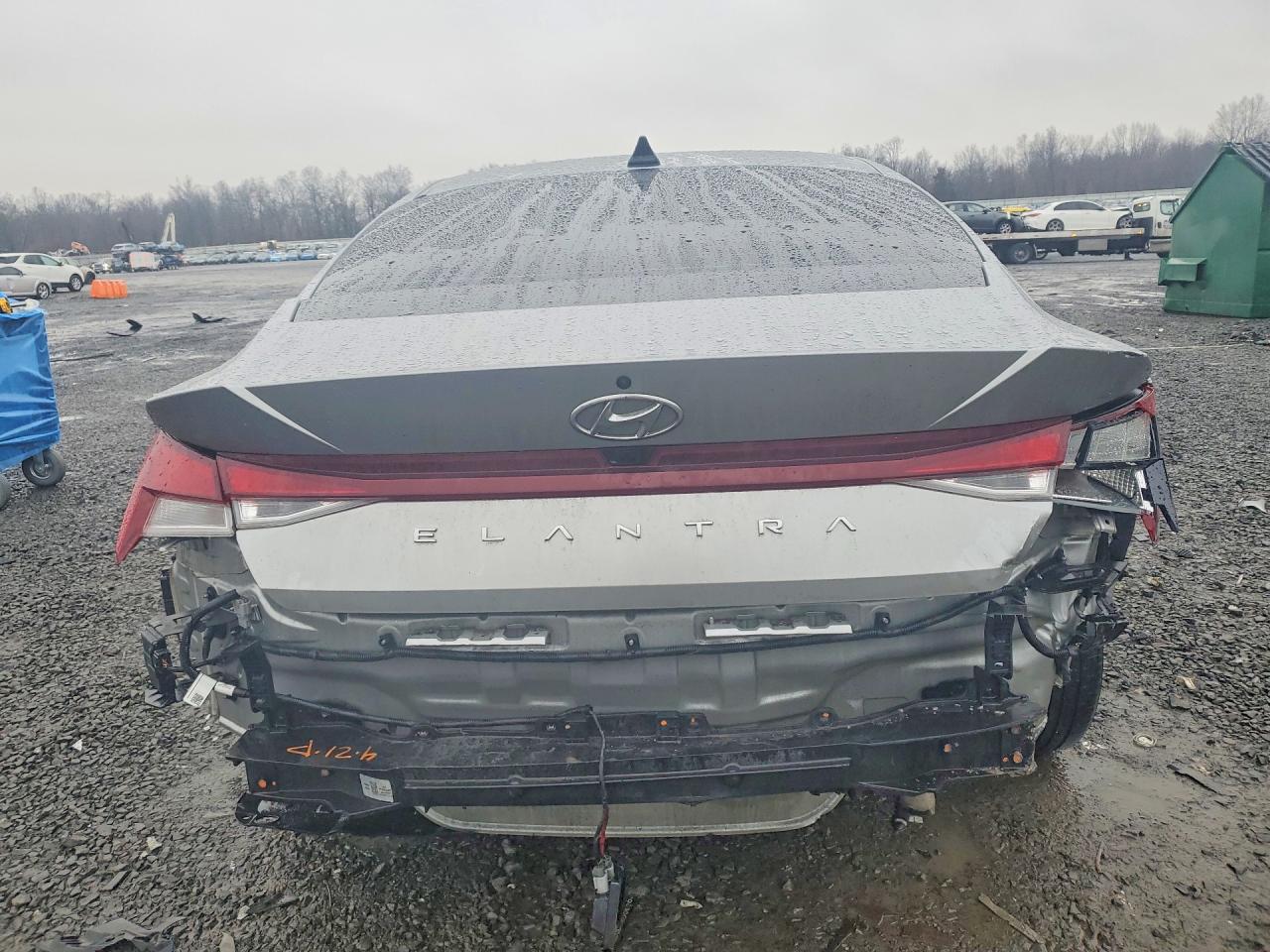 2023 HYUNDAI ELANTRA SEL photo 6