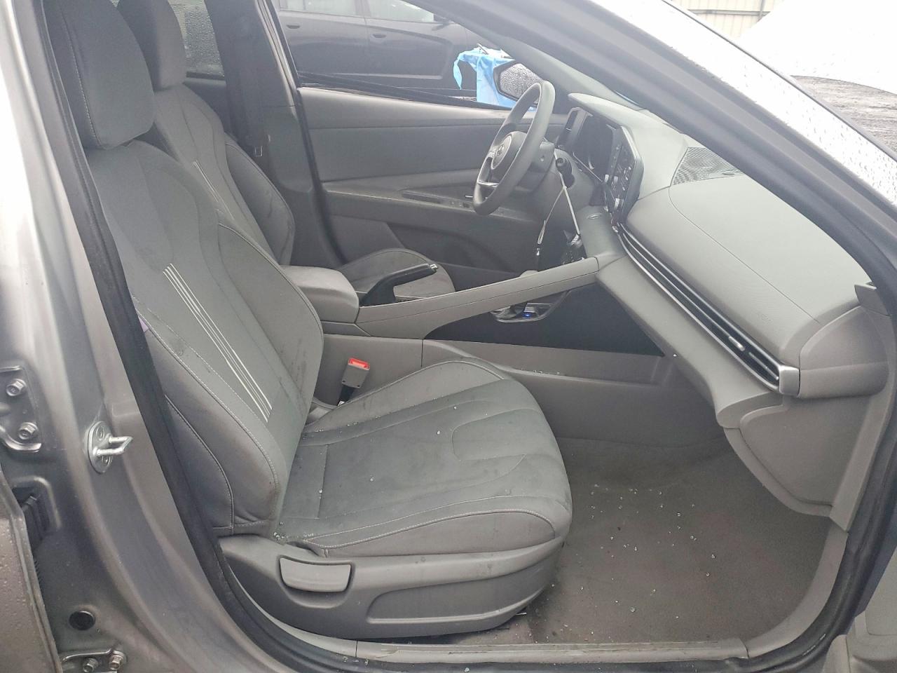 2023 HYUNDAI ELANTRA SEL photo 7