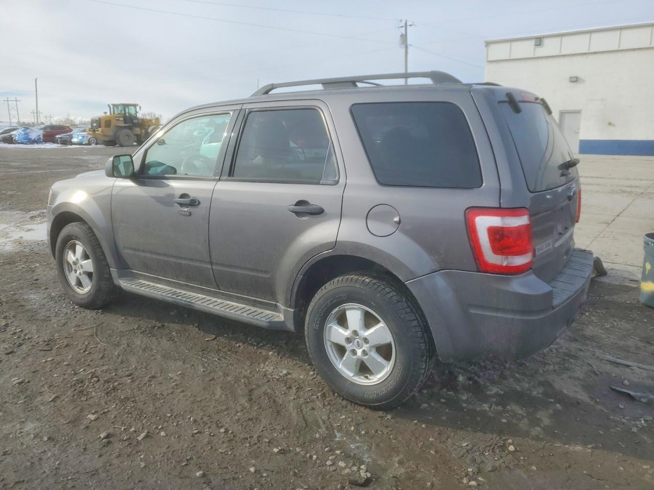 2012 FORD ESCAPE XLT photo 2