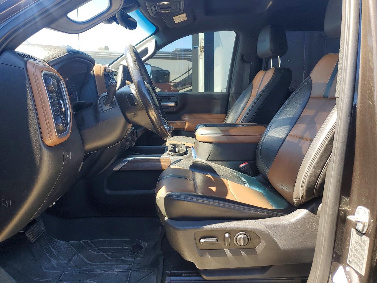 2020 CHEVROLET SILVERADO K3500 HIGH COUNTRY photo 13
