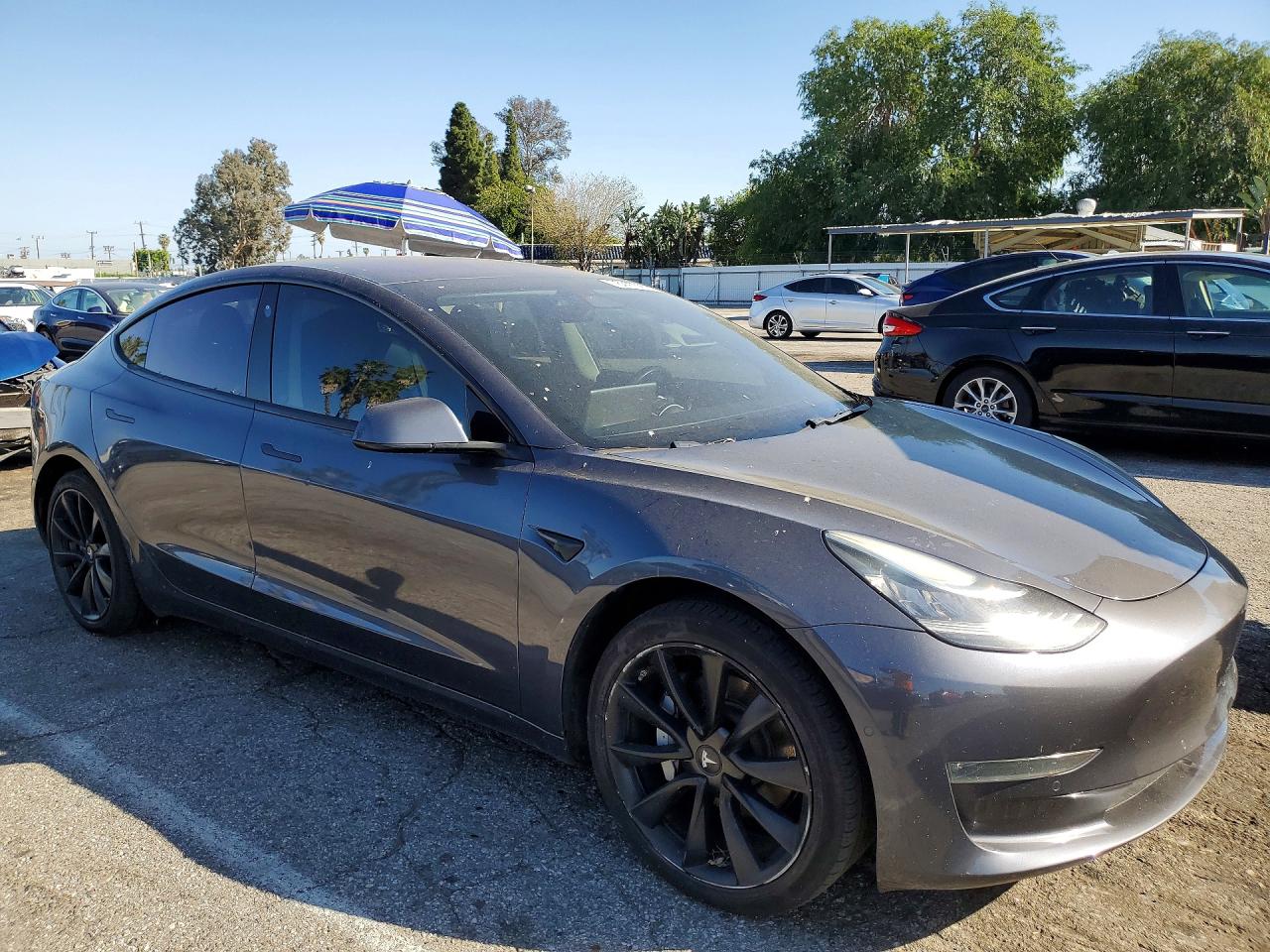 2018 TESLA MODEL 3 photo 4