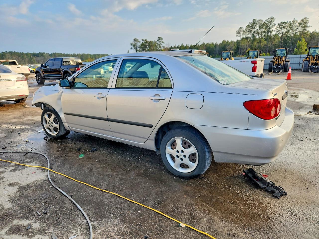 2007 TOYOTA COROLLA CE photo 2