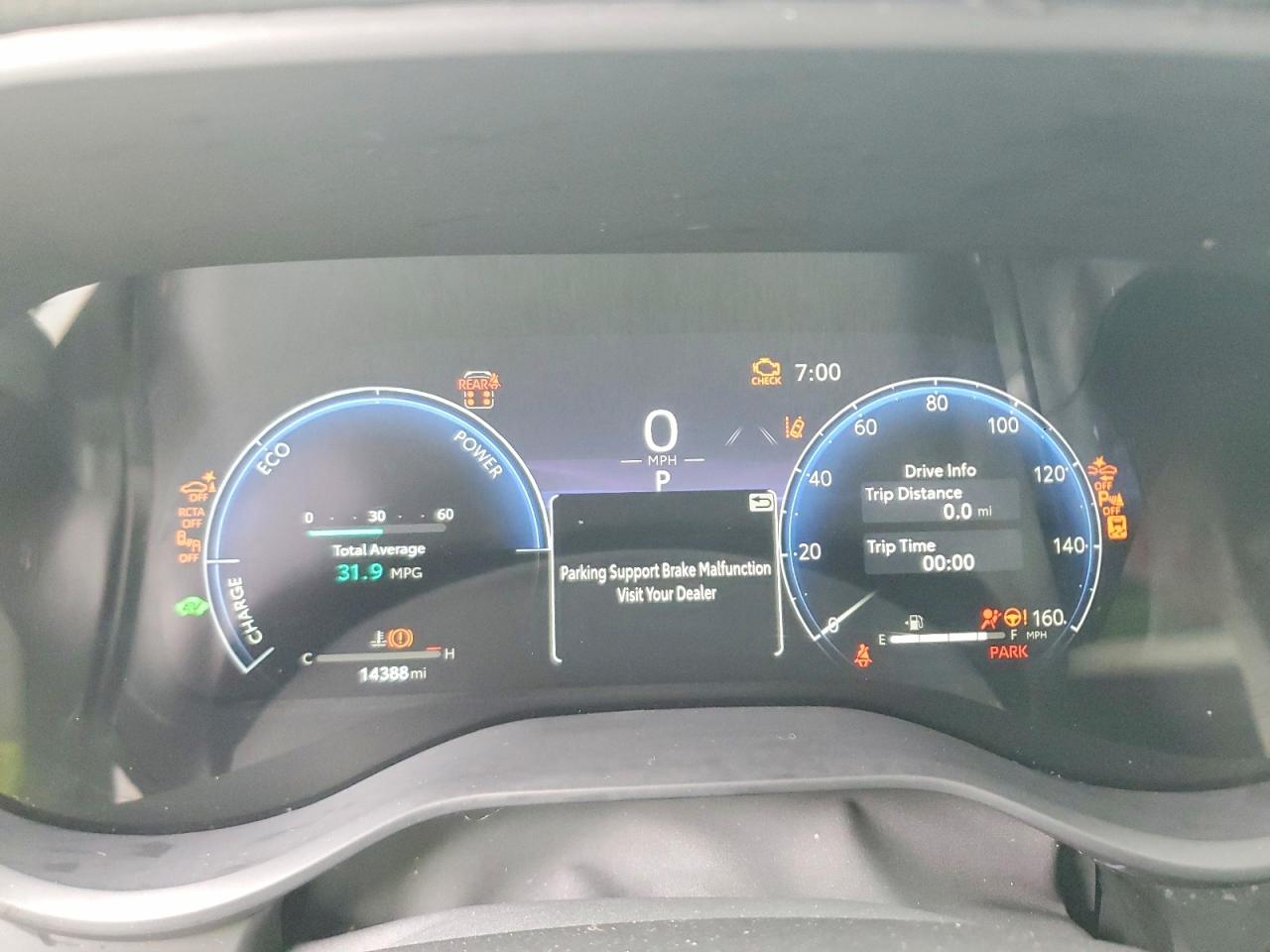 2025 TOYOTA SIENNA XSE photo 9