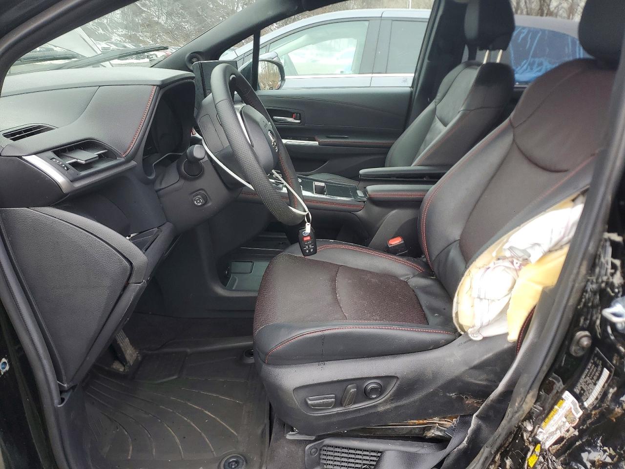 2025 TOYOTA SIENNA XSE photo 7