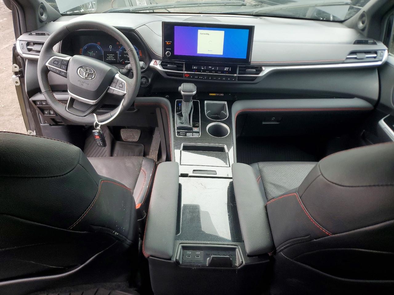 2025 TOYOTA SIENNA XSE photo 8