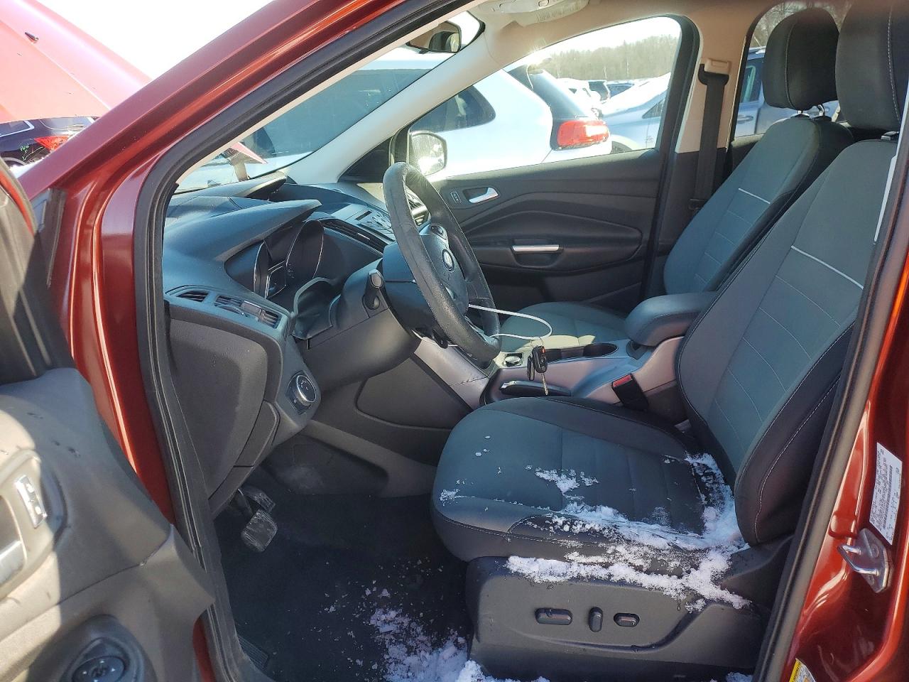 2015 FORD ESCAPE SE photo 13