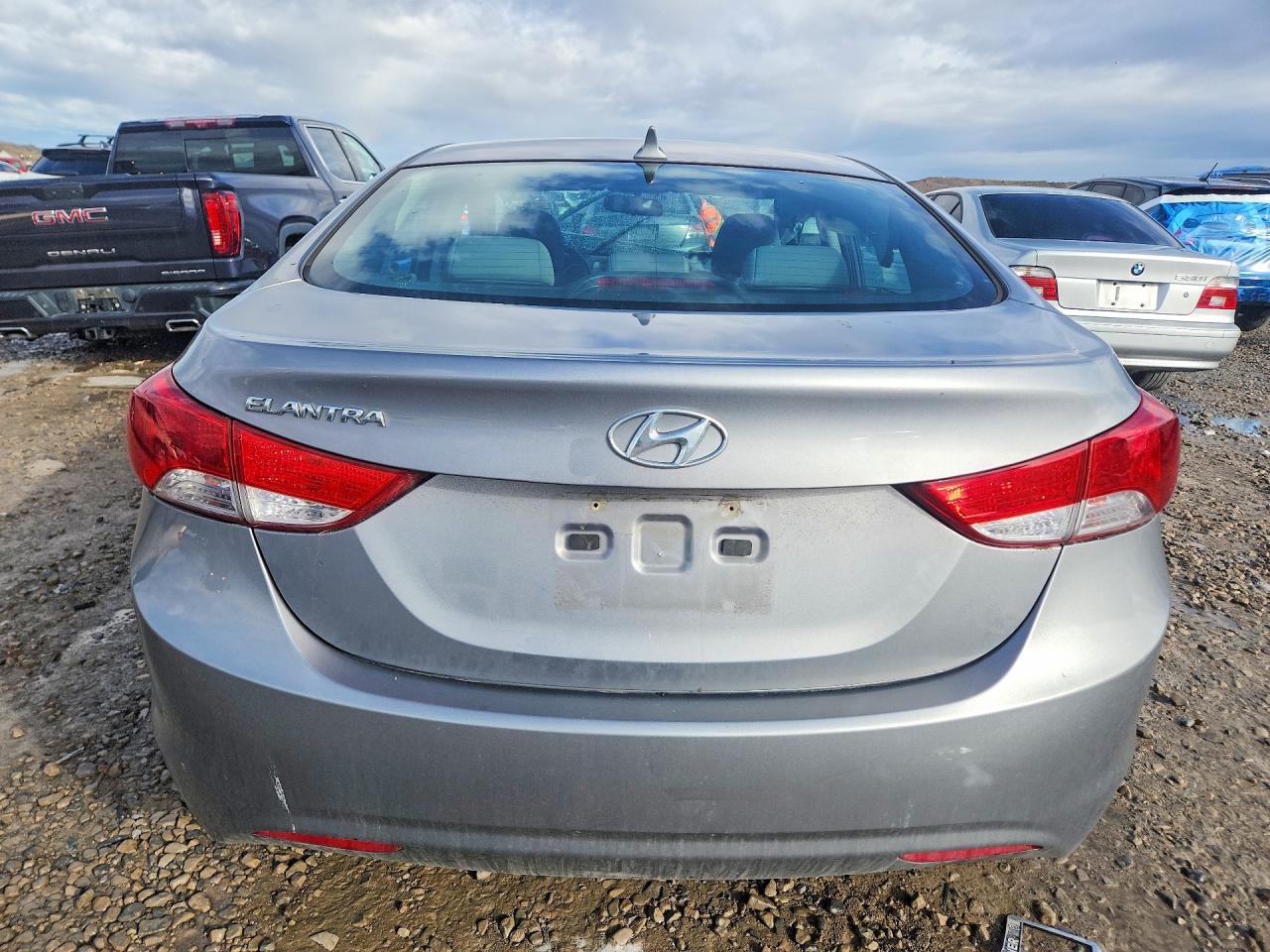 2013 HYUNDAI ELANTRA GLS photo 16