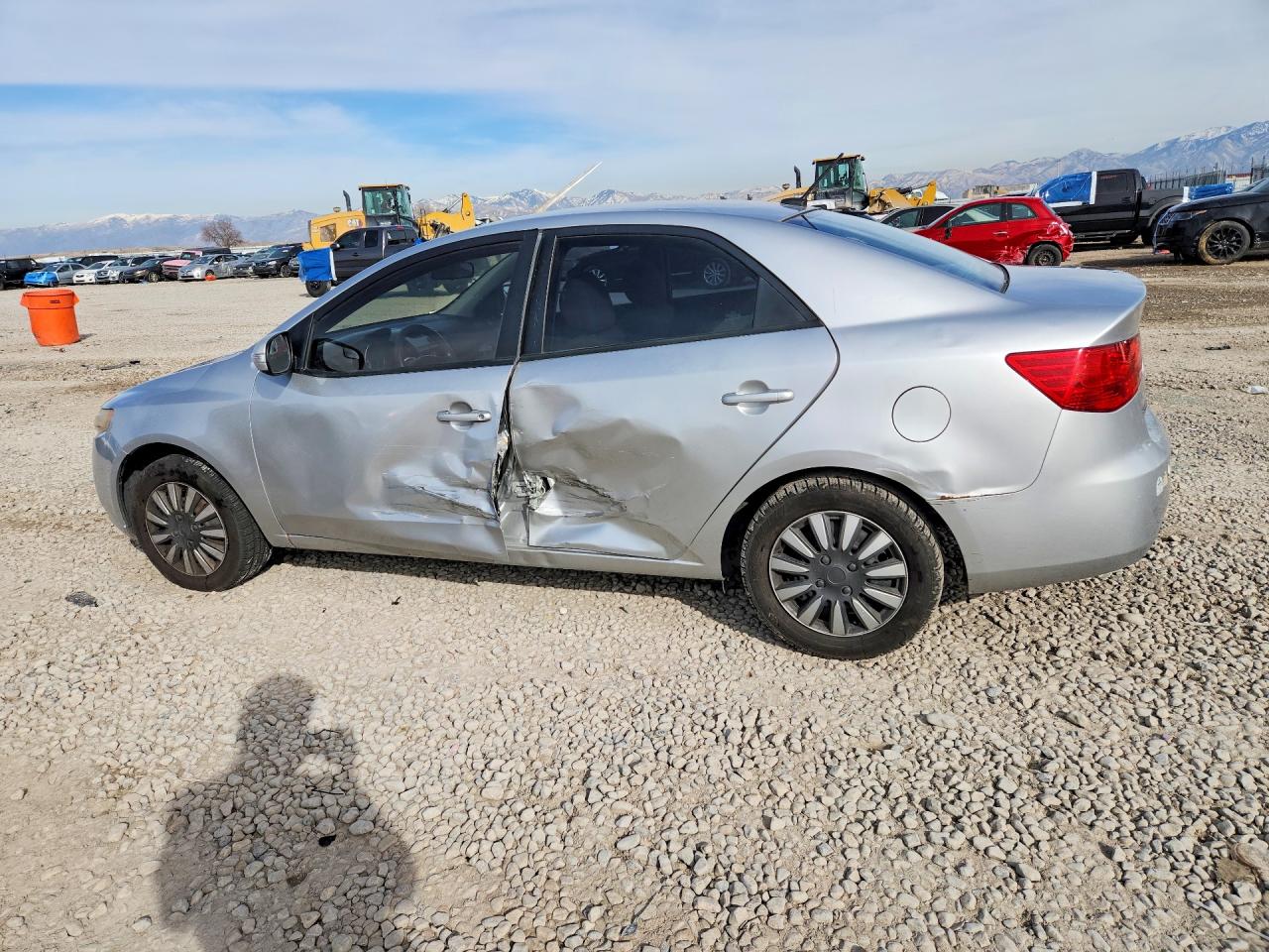 2010 KIA FORTE EX photo 2