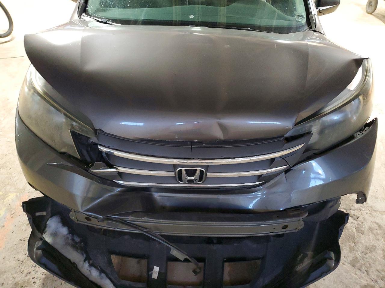2013 HONDA CR-V LX photo 12