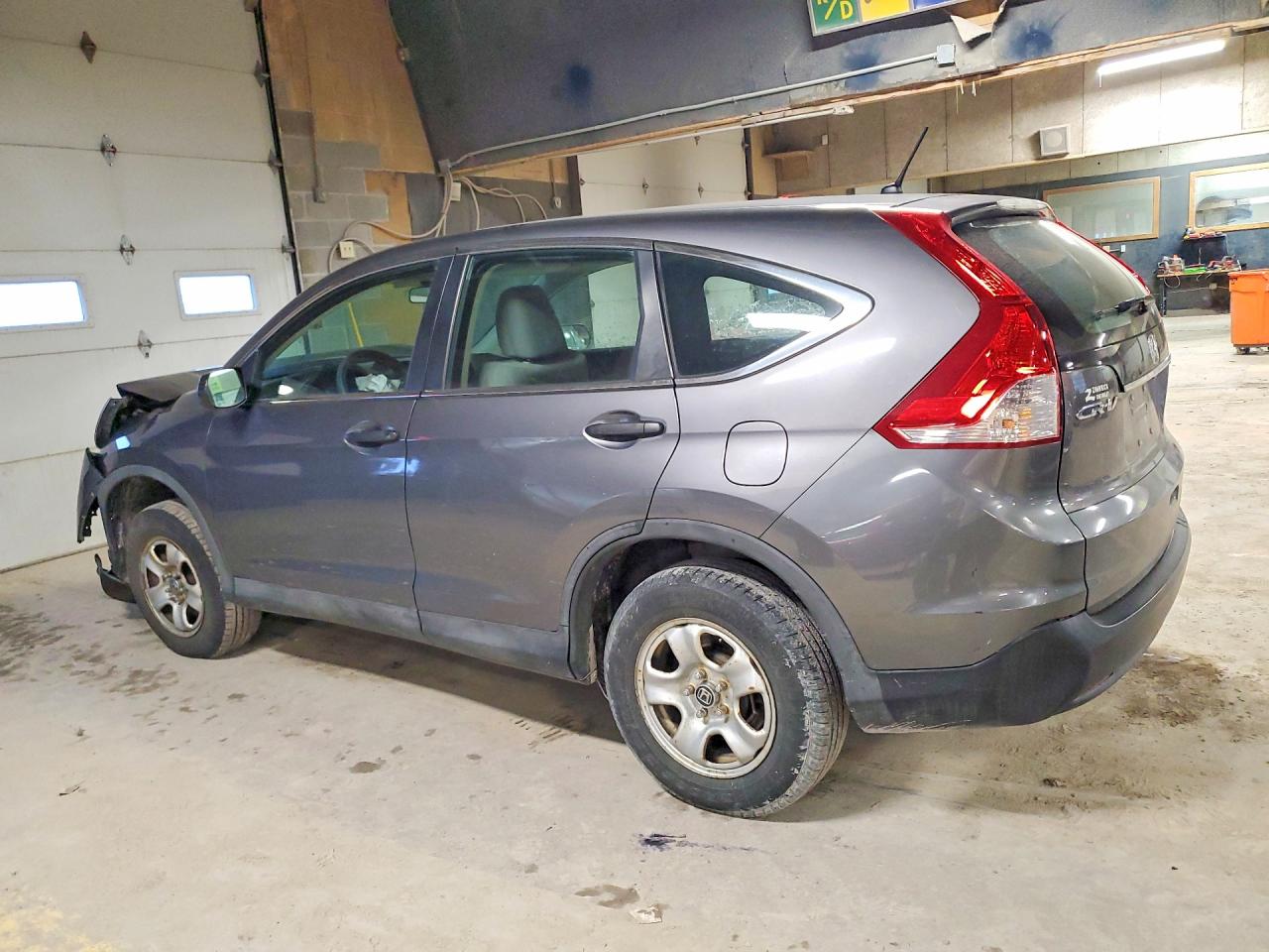 2013 HONDA CR-V LX photo 2