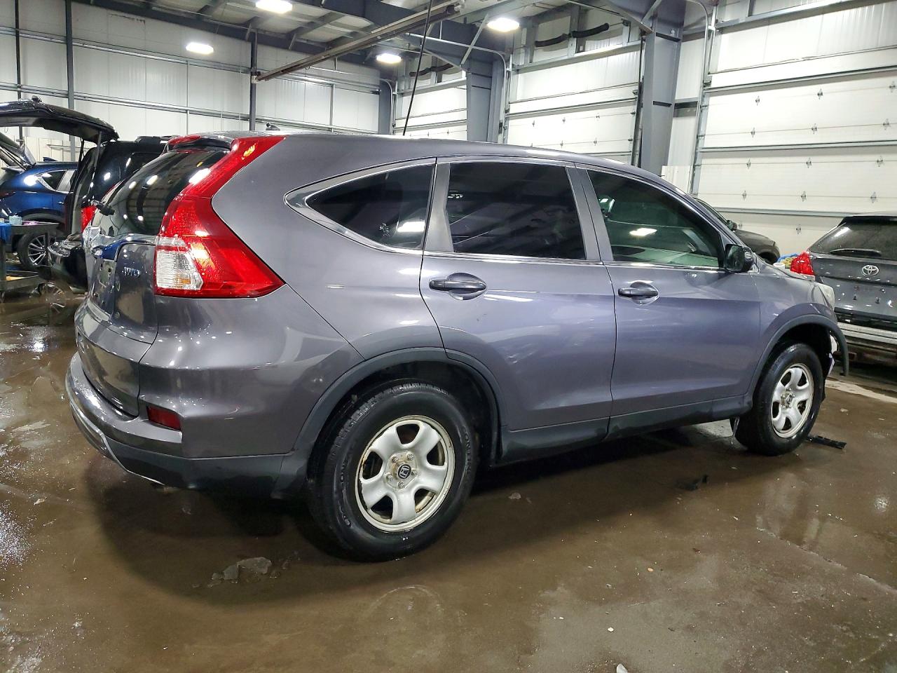 2015 HONDA CR-V LX photo 3