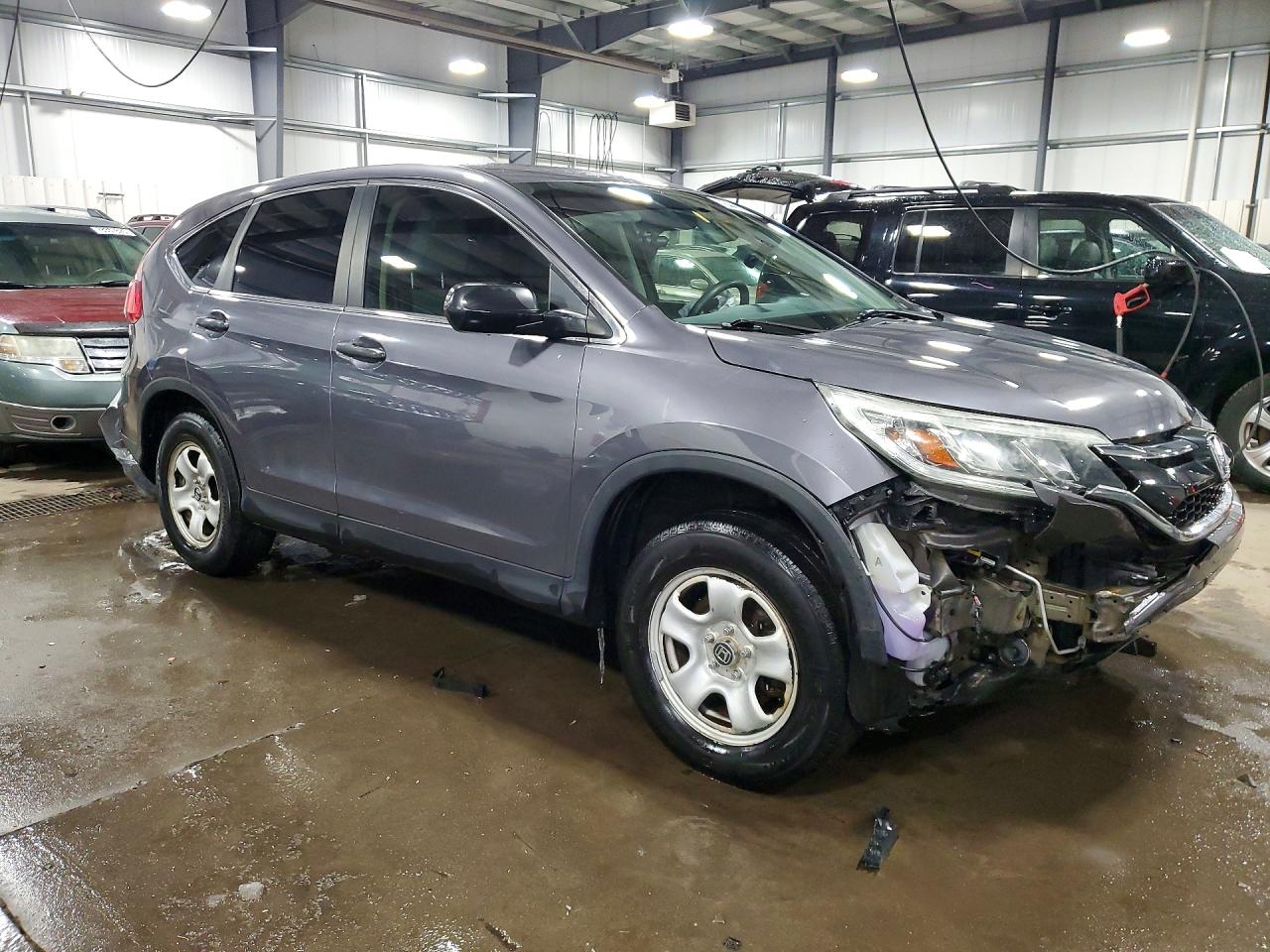 2015 HONDA CR-V LX photo 4