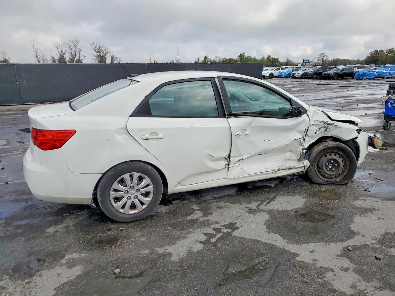 2013 KIA FORTE LX photo 7