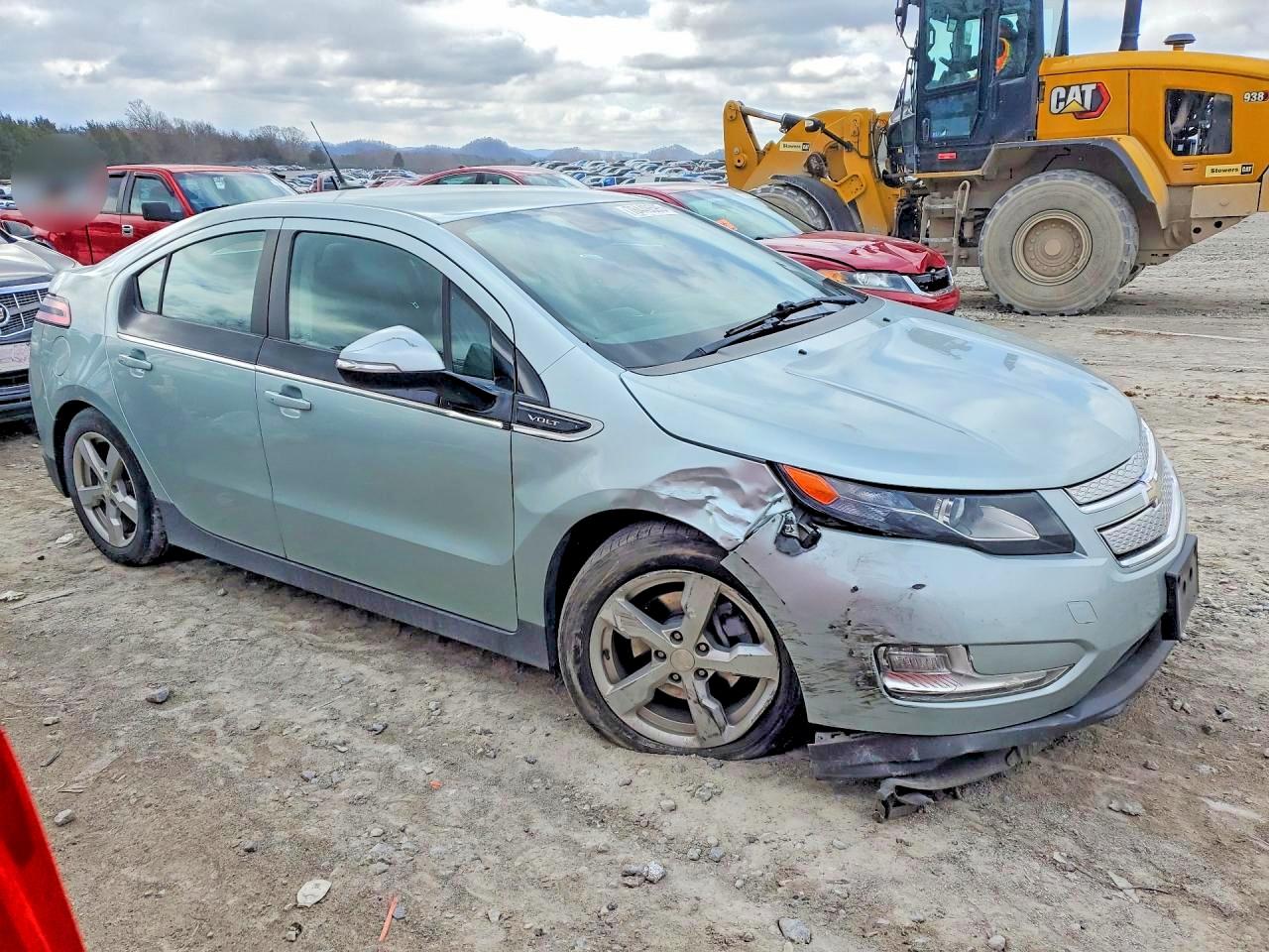 2013 CHEVROLET VOLT photo 4