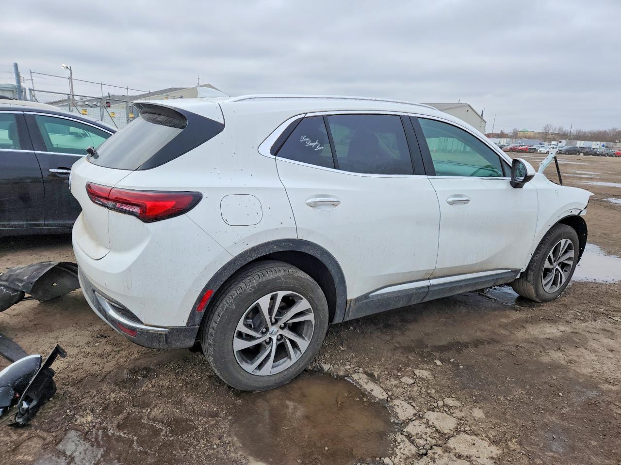 2023 BUICK ENVISION ESSENCE photo 5