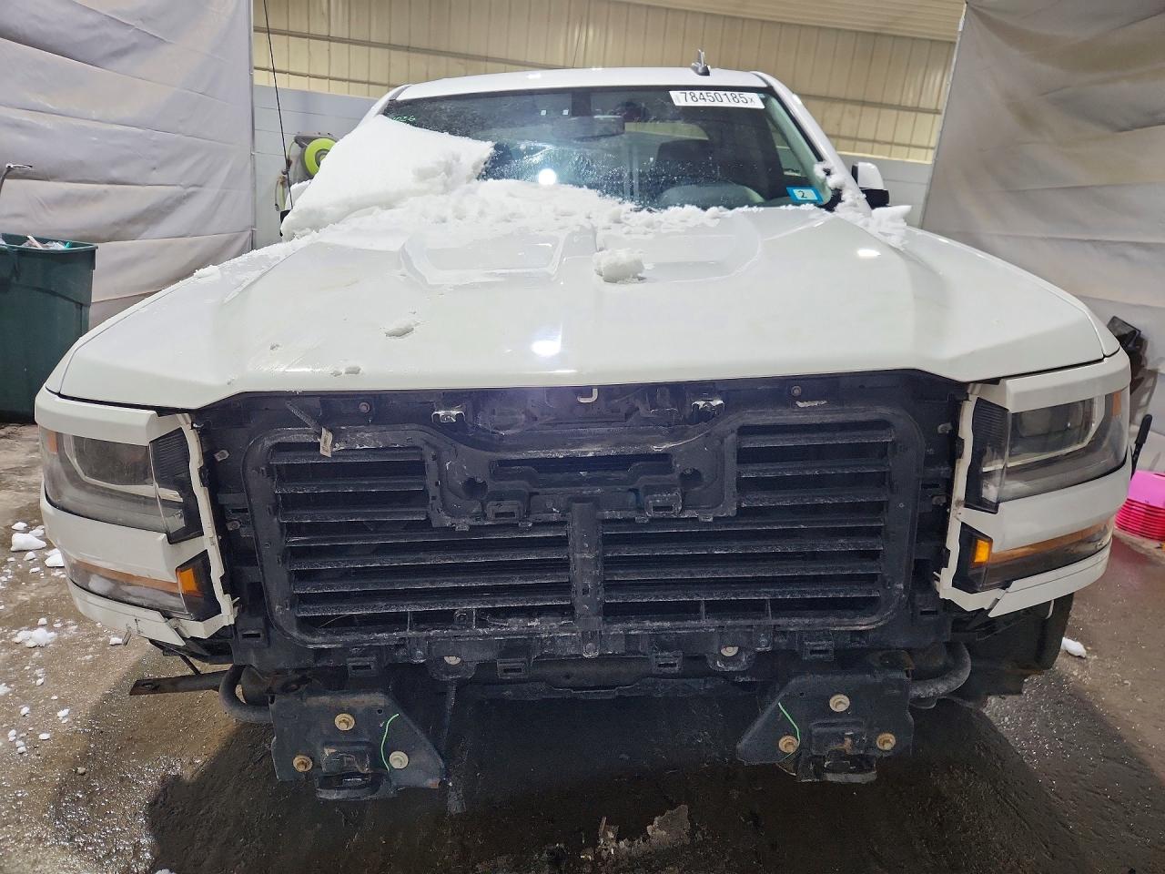 2017 CHEVROLET SILVERADO K1500 LT photo 5