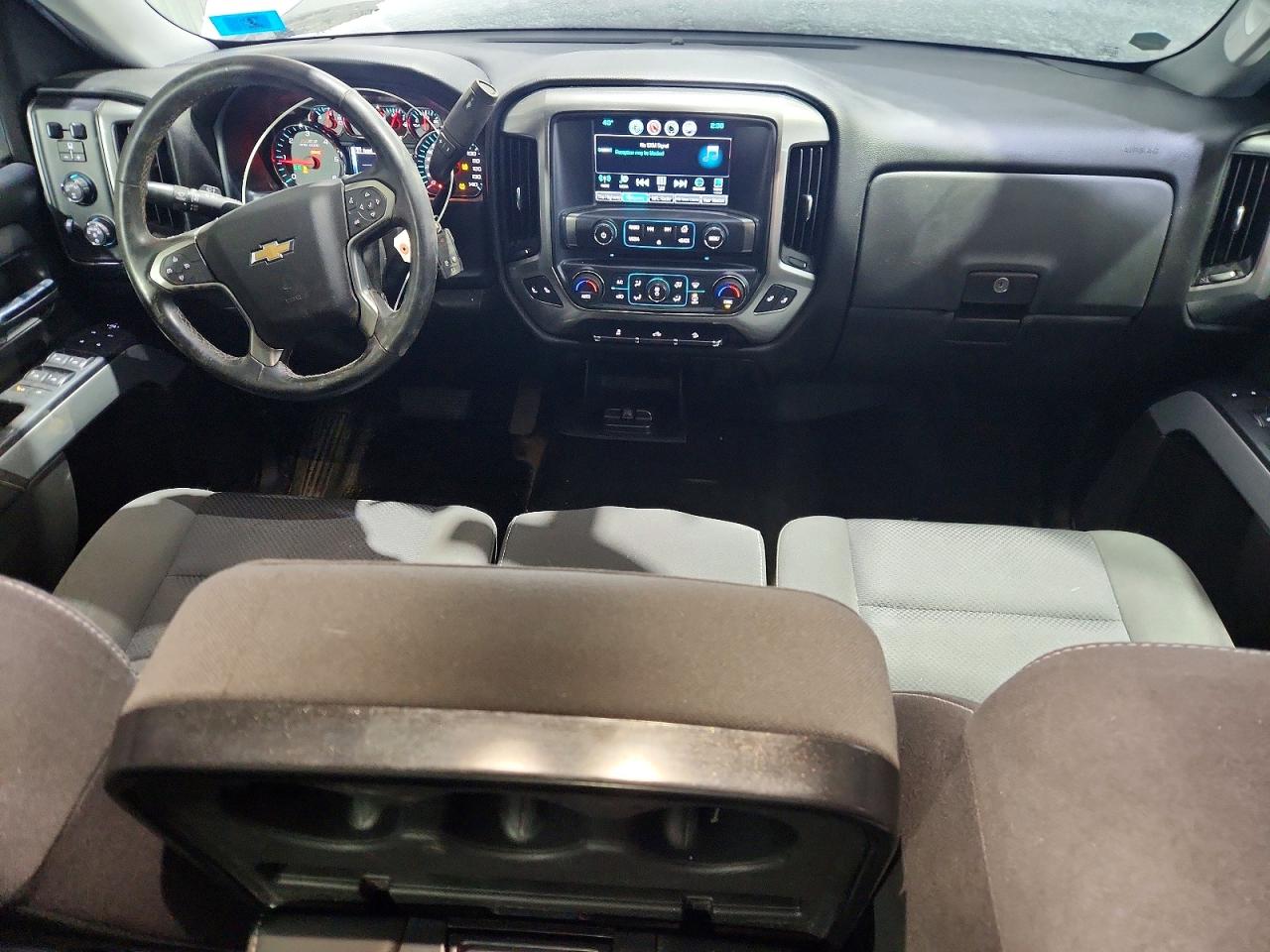 2017 CHEVROLET SILVERADO K1500 LT photo 8