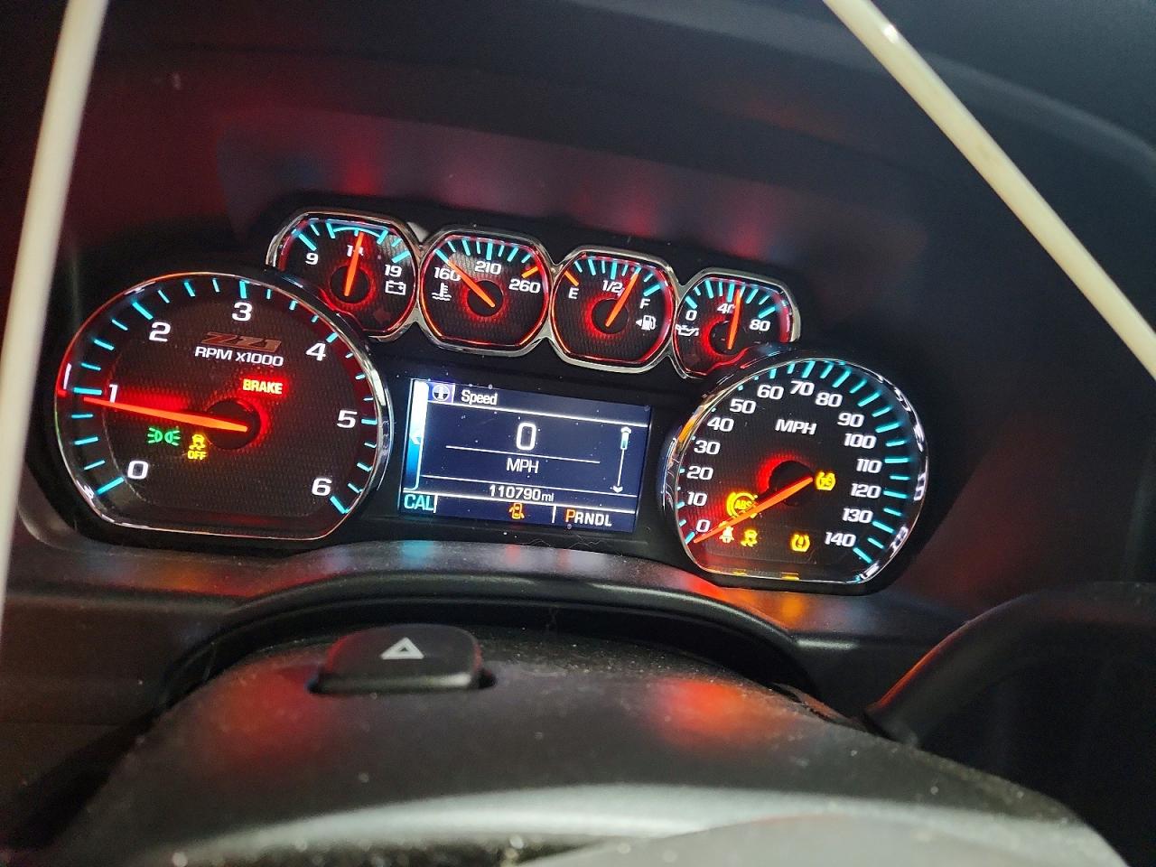 2017 CHEVROLET SILVERADO K1500 LT photo 9