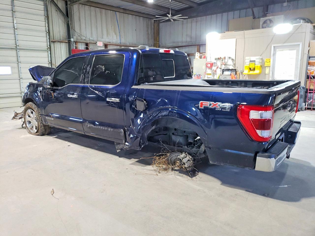 2023 FORD F150 SUPERCREW photo 2