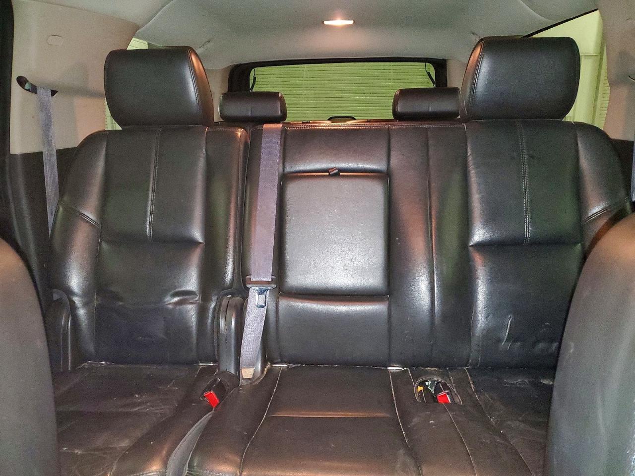 2011 GMC YUKON XL K1500 SLT photo 37