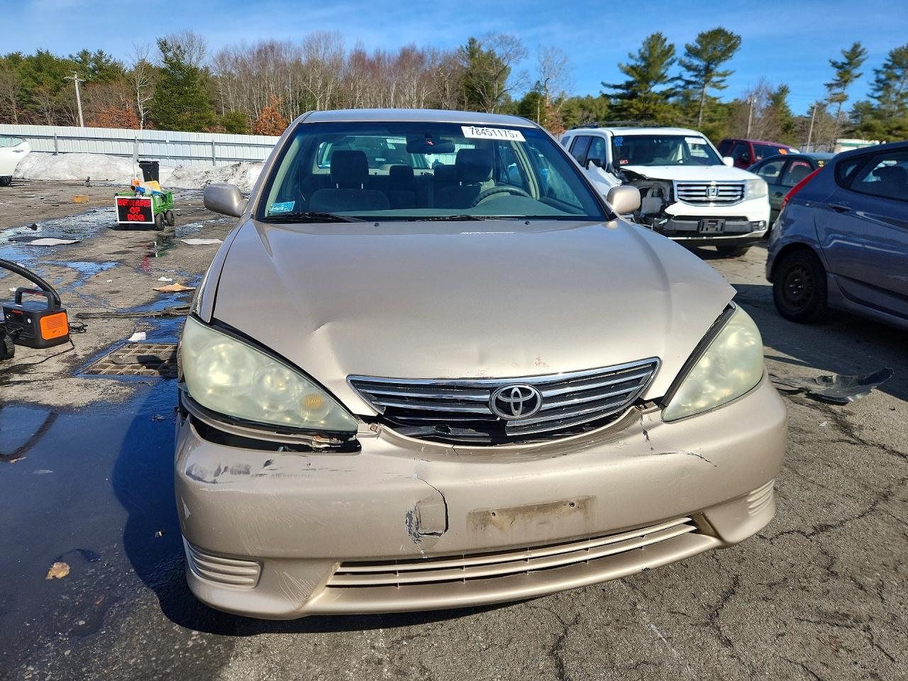 2005 TOYOTA CAMRY LE photo 5