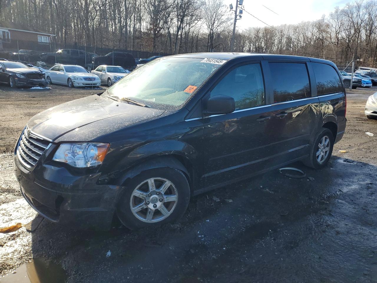 2010 CHRYSLER TOWN & COUNTRY