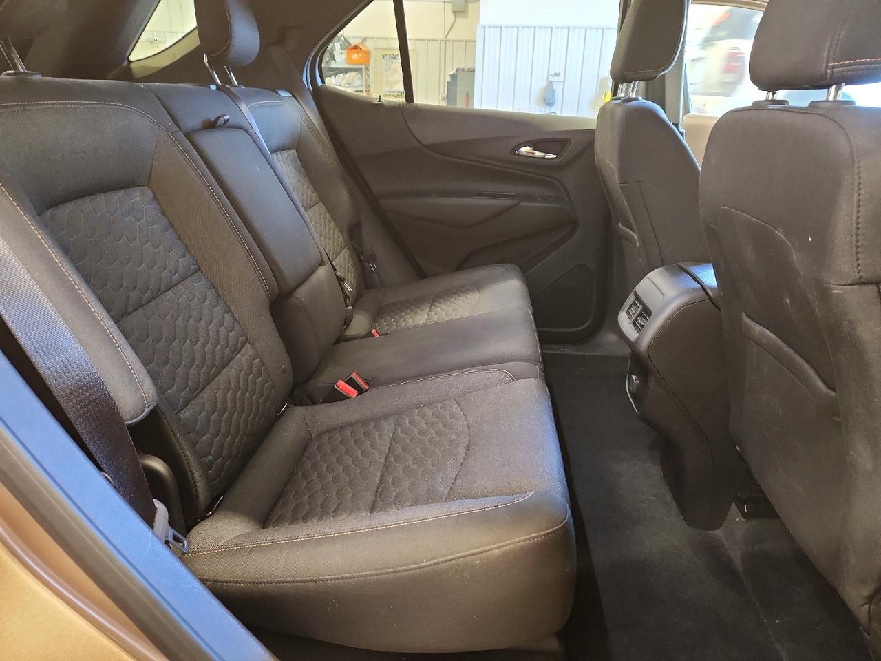 2018 CHEVROLET EQUINOX LT photo 28