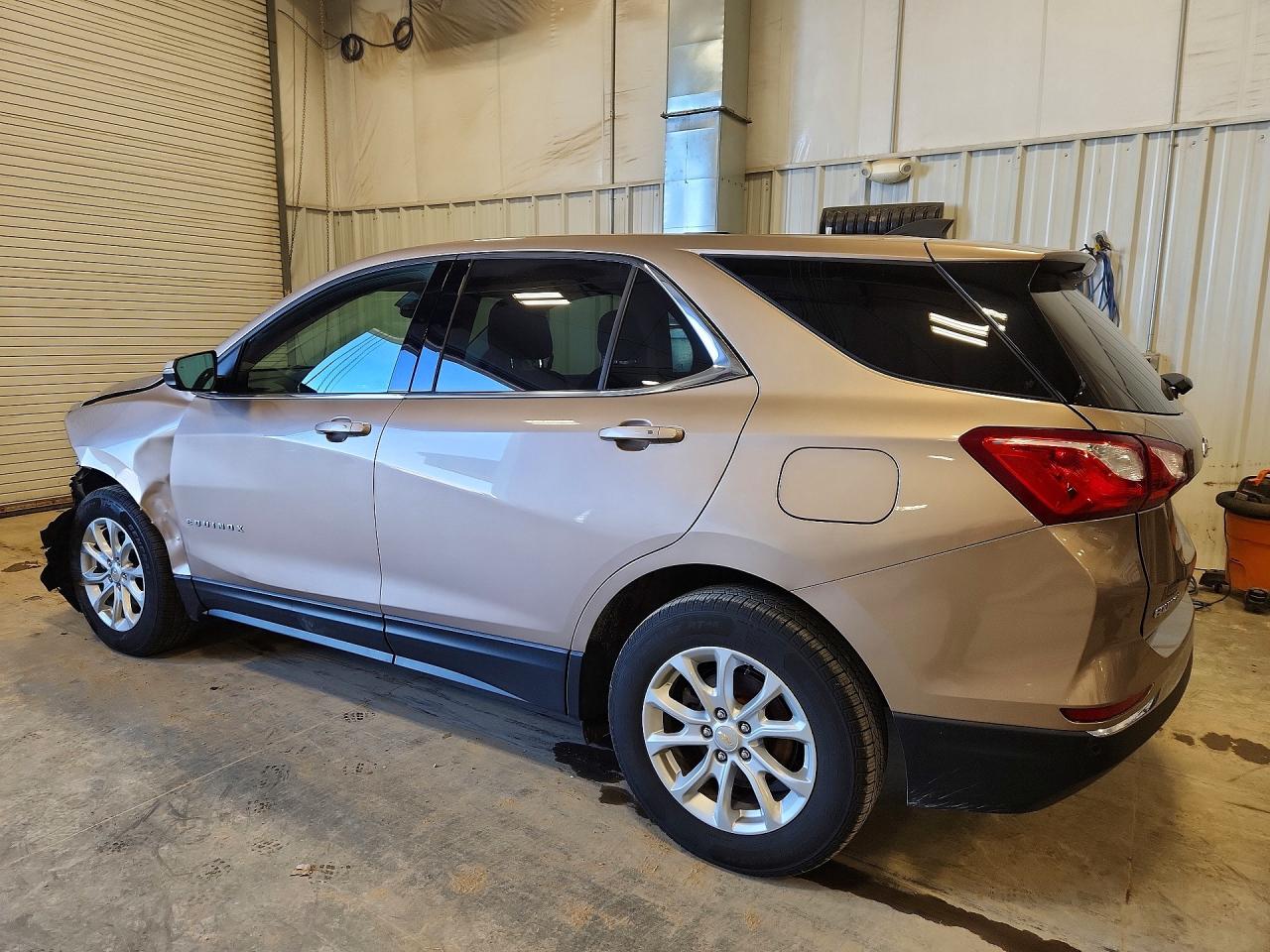 2018 CHEVROLET EQUINOX LT photo 4
