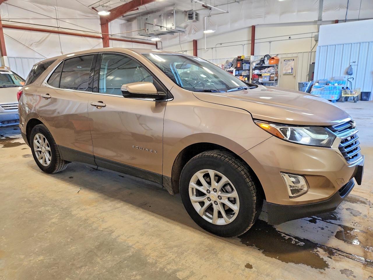 2018 CHEVROLET EQUINOX LT photo 10