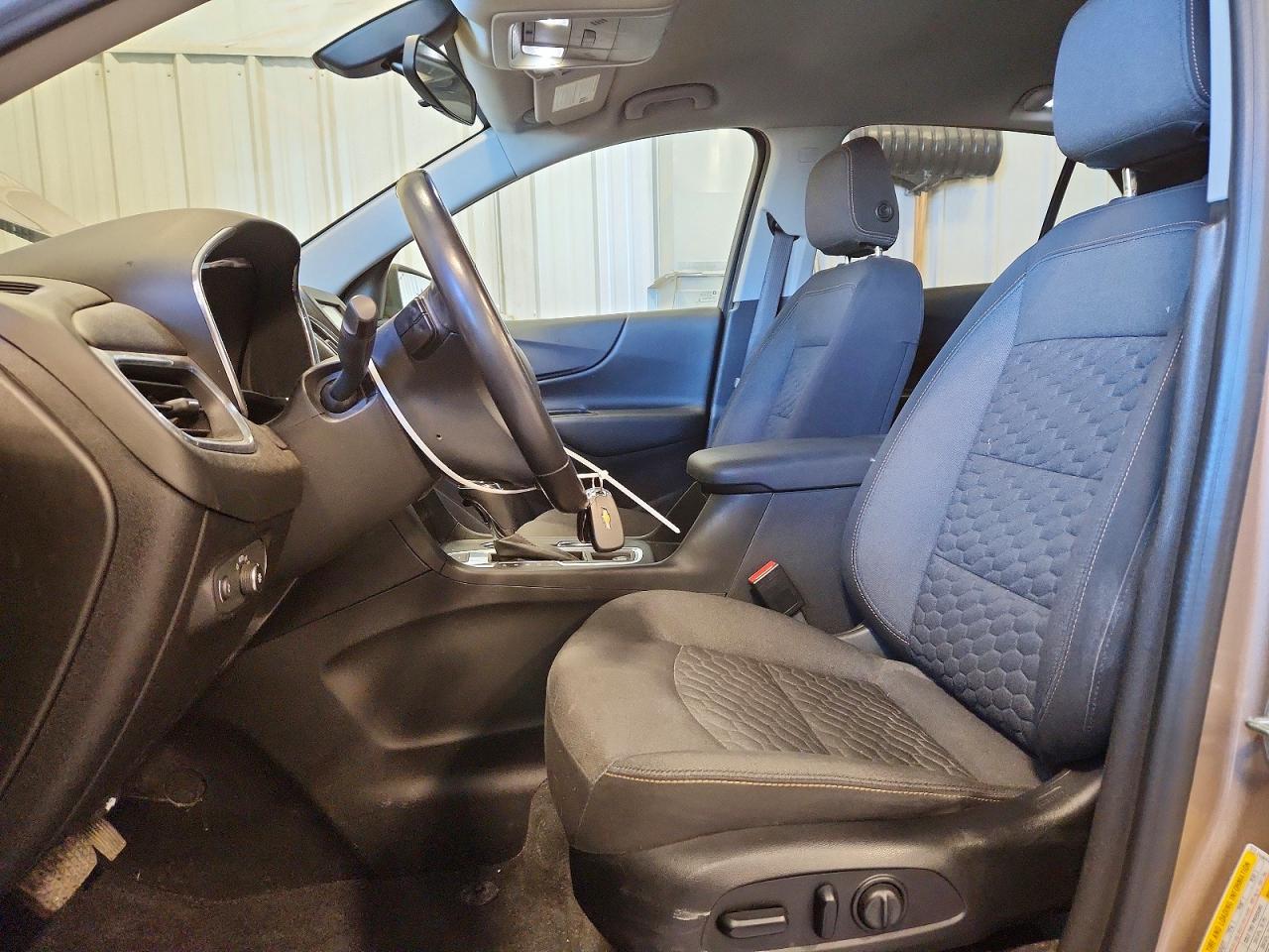 2018 CHEVROLET EQUINOX LT photo 19