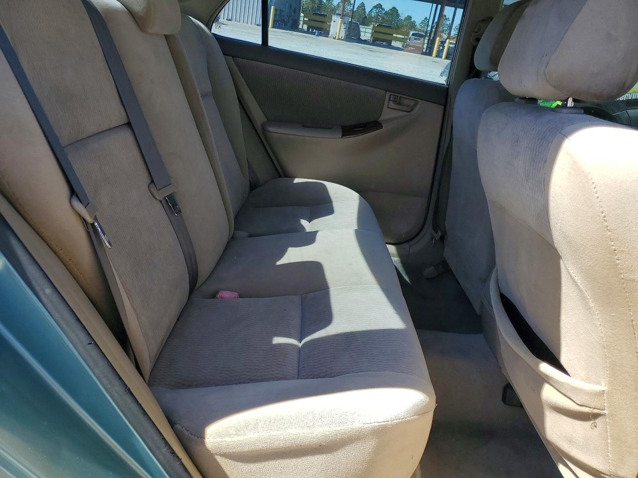 2005 TOYOTA COROLLA photo 28