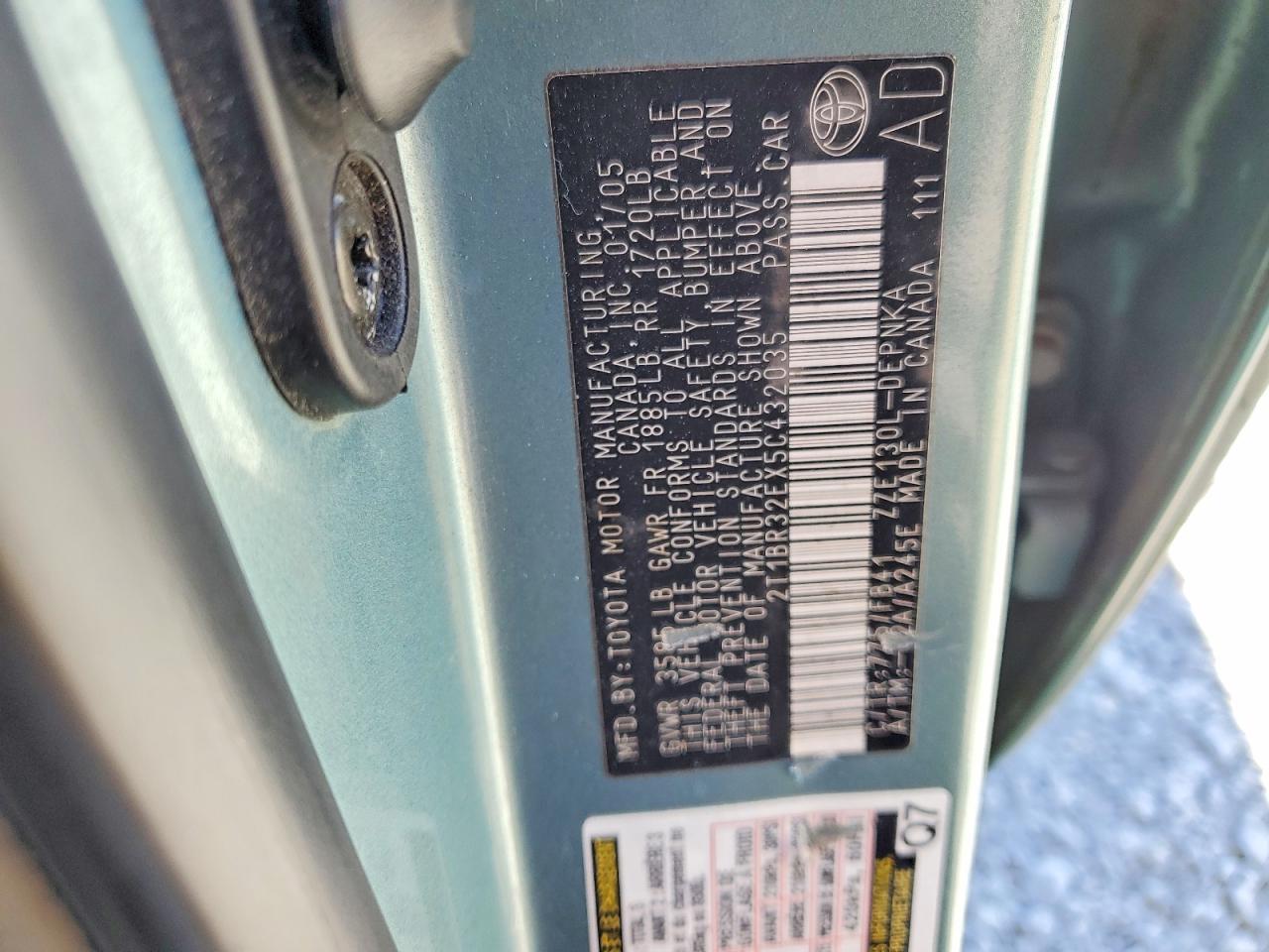 2005 TOYOTA COROLLA photo 34