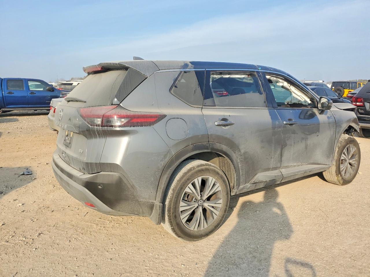2021 NISSAN ROGUE SV photo 5