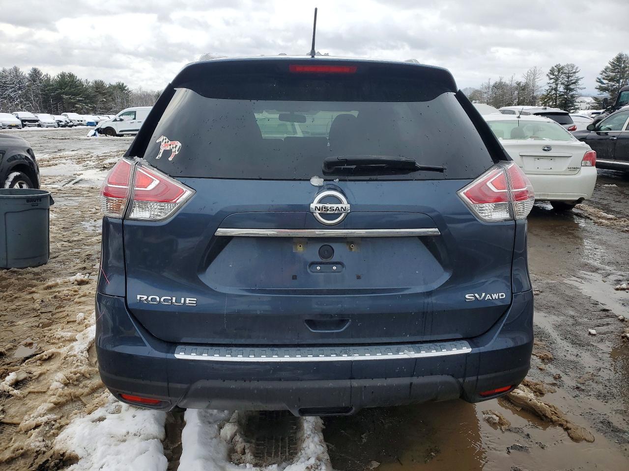 2016 NISSAN ROGUE S photo 6