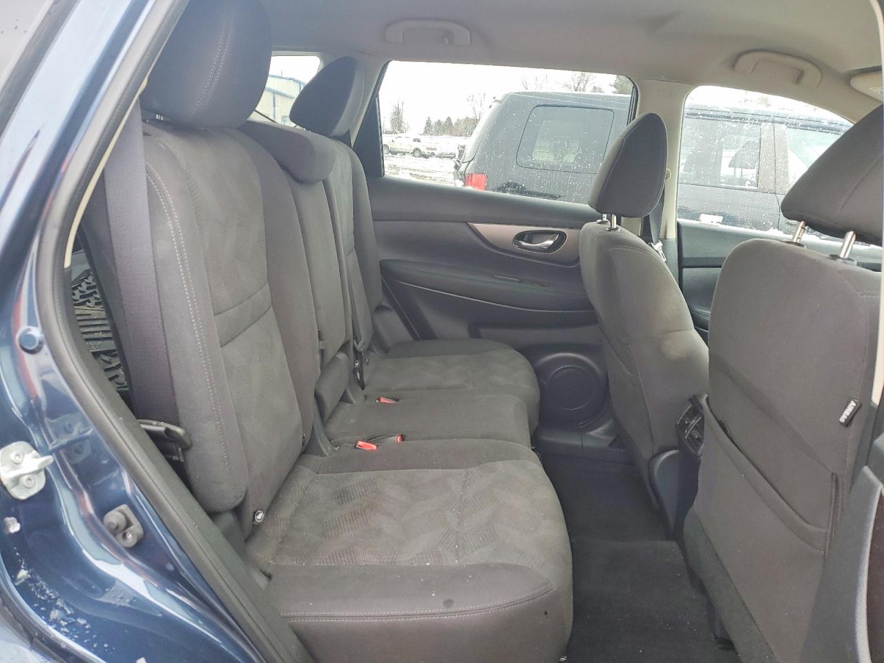 2016 NISSAN ROGUE S photo 11