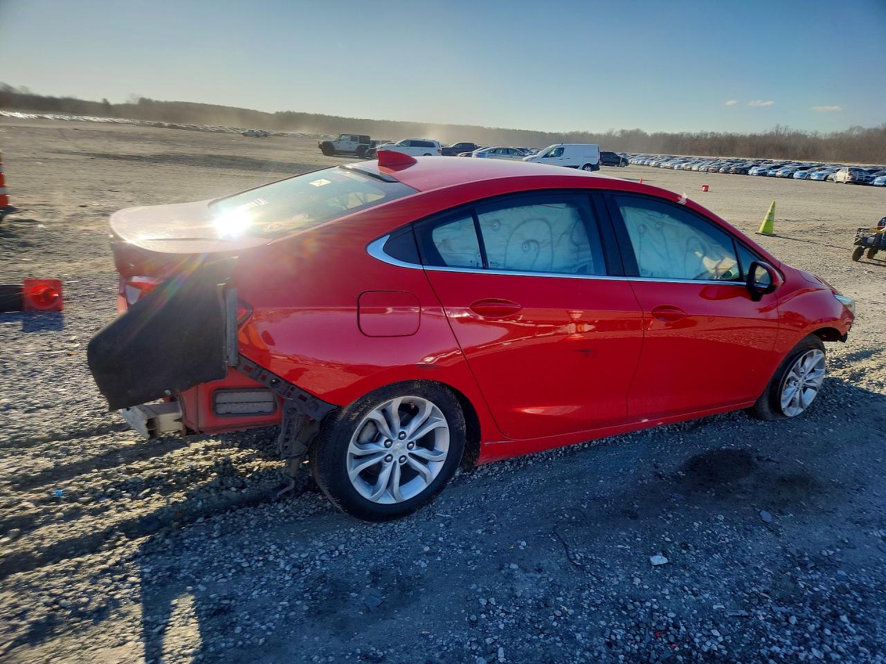 2019 CHEV CRUZE LT photo 3