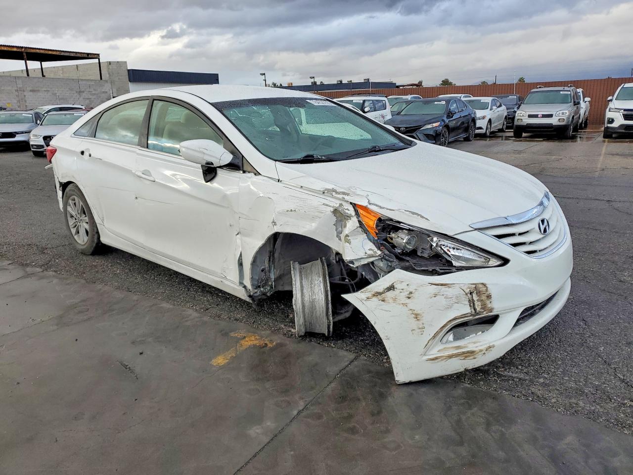 2013 HYUNDAI SONATA GLS photo 4