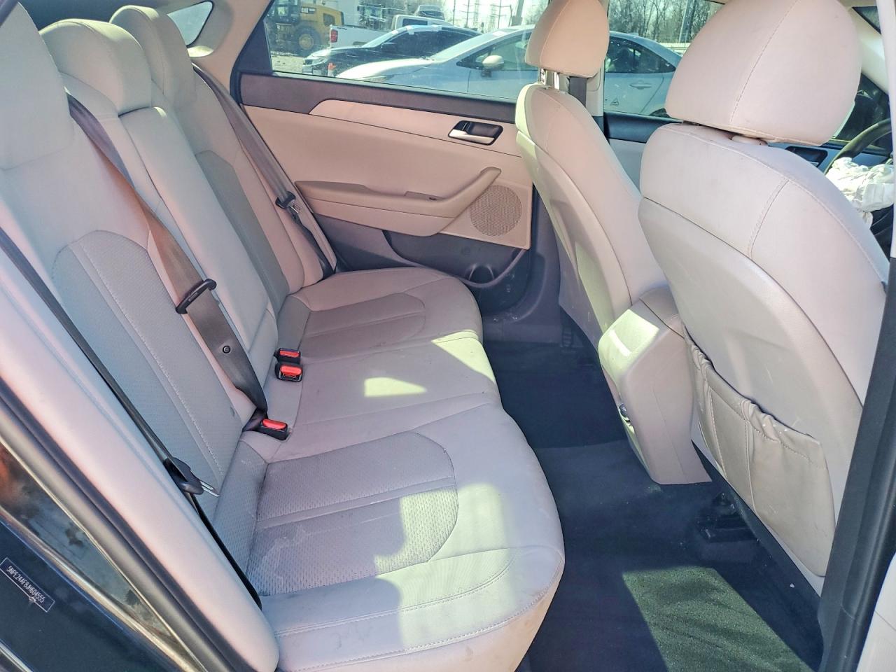 2018 HYUNDAI SONATA SE photo 28