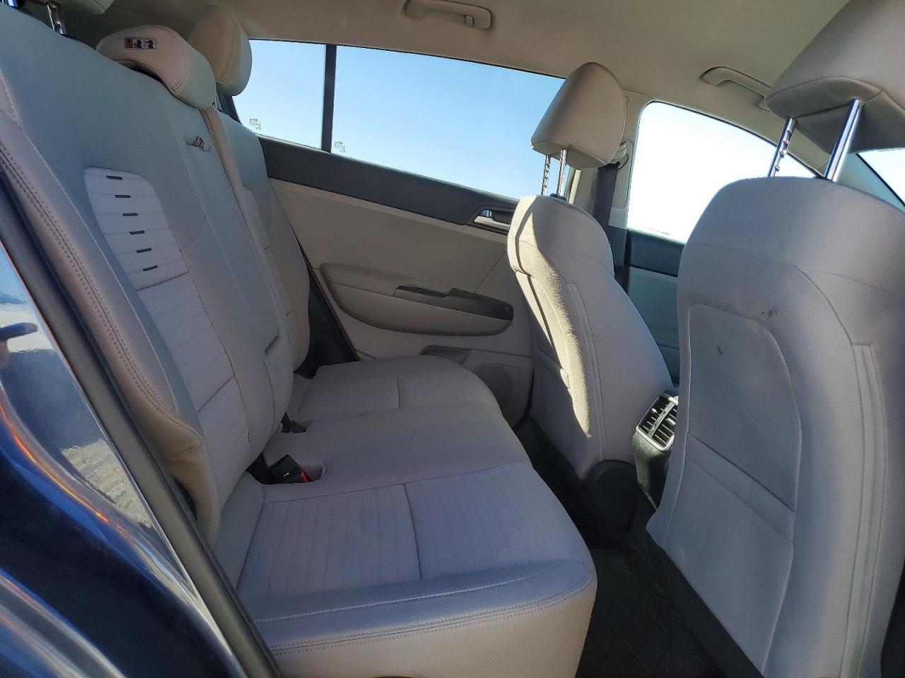 2020 KIA SPORTAGE LX photo 11